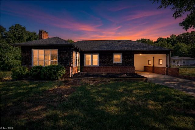 1690 Community Road, Lexington, NC 27295