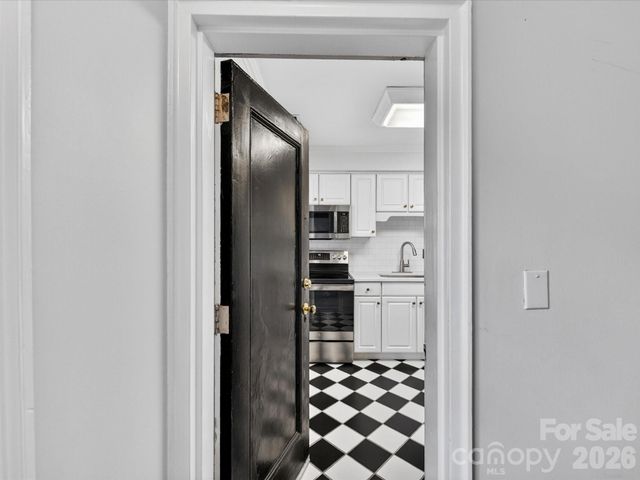 103 S Laurel Avenue 83B, Charlotte, NC 28207