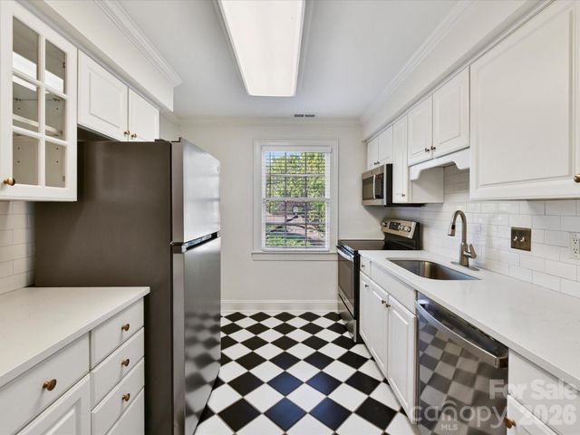 103 S Laurel Avenue 83B, Charlotte, NC 28207