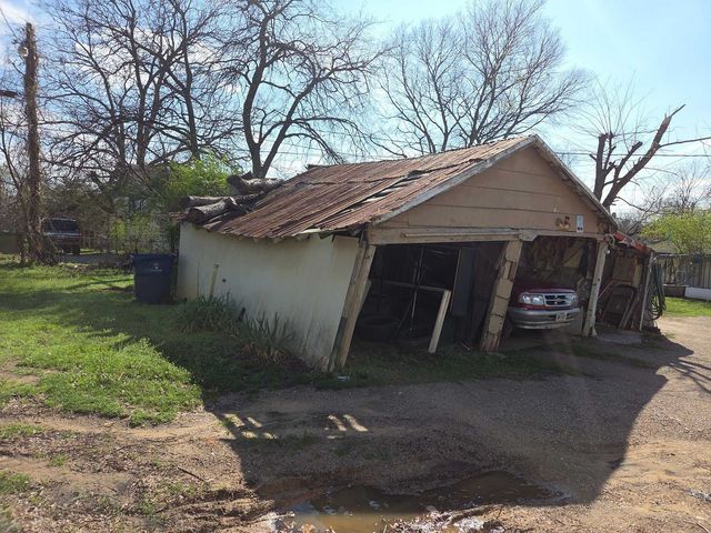 226 W Texas Street, Denison, TX 75020