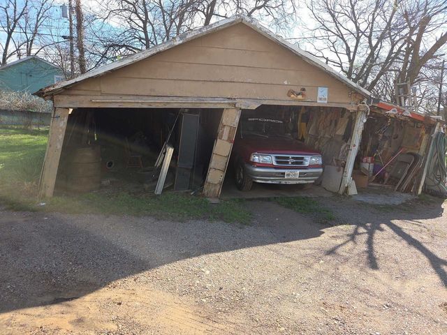 226 W Texas Street, Denison, TX 75020