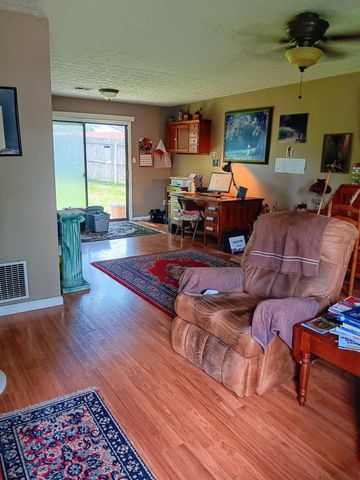 222 HOLIDAY Road, Winchester, KY 40391