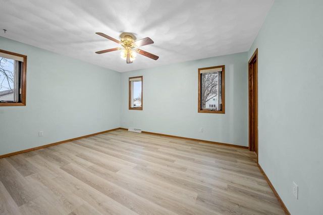 W6736 GREENWILLOW LANE, Greenville, WI 54942