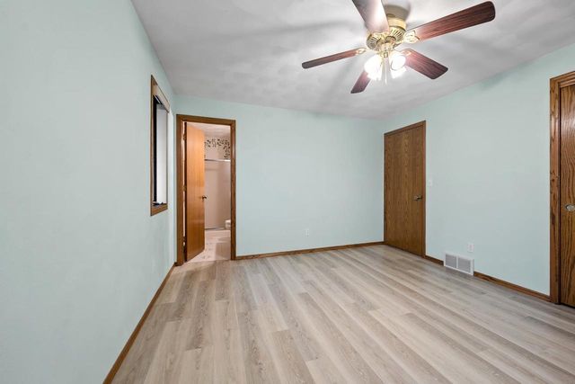 W6736 GREENWILLOW LANE, Greenville, WI 54942