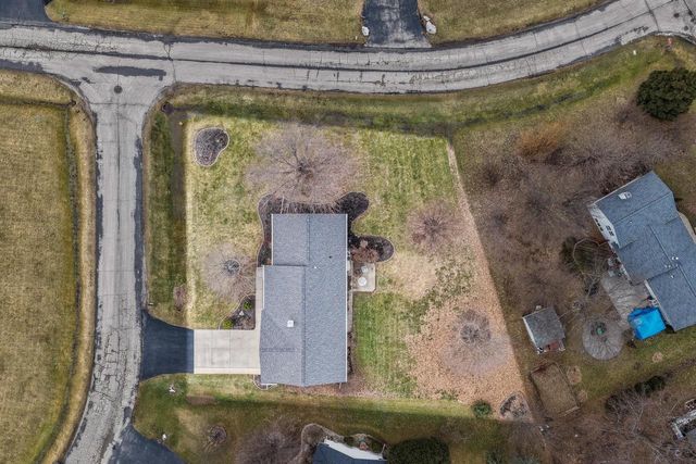 W6736 GREENWILLOW LANE, Greenville, WI 54942