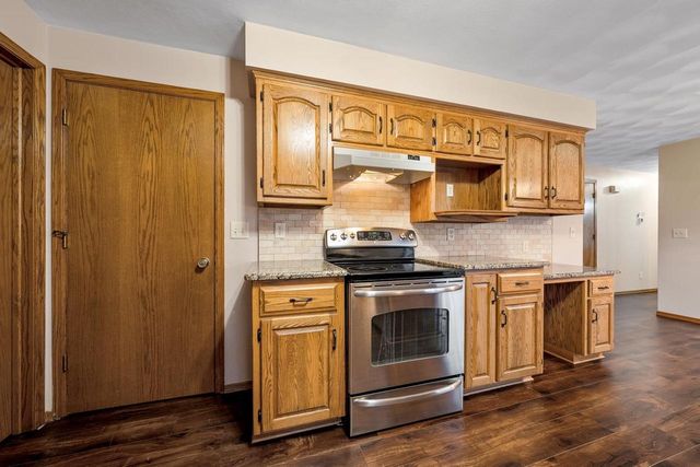 W6736 GREENWILLOW LANE, Greenville, WI 54942