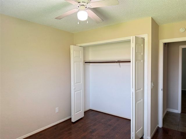 2806 Great Lakes Avenue, Sugar Land, TX 77479