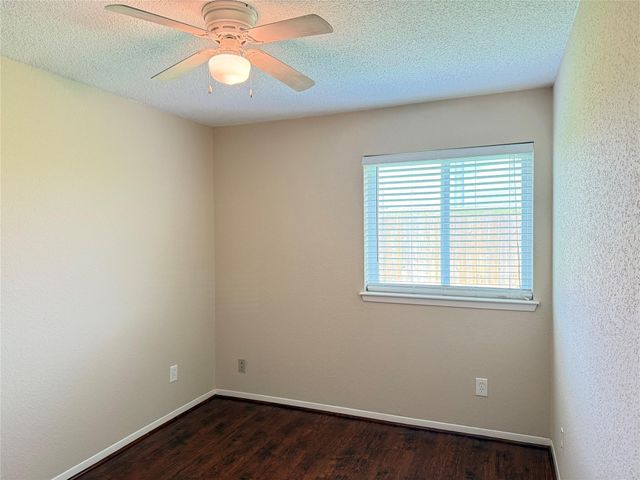 2806 Great Lakes Avenue, Sugar Land, TX 77479