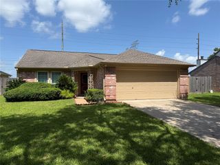 2806 Great Lakes Avenue, Sugar Land, TX 77479