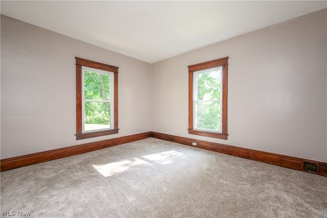 557 Weber Avenue, Akron, OH 44303