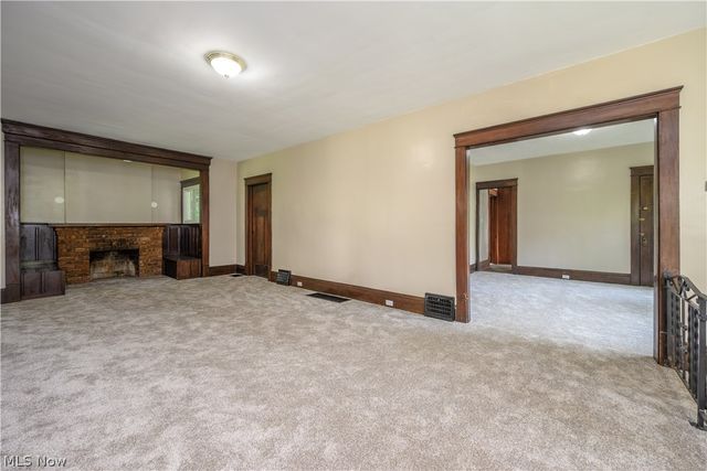 557 Weber Avenue, Akron, OH 44303