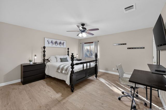 17239 Tarkio Way, San Antonio, TX 78247