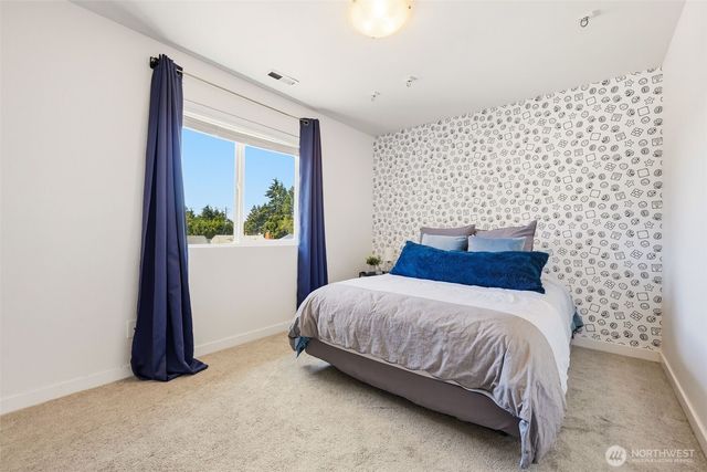 6627 S Ferdinand Street, Tacoma, WA 98409