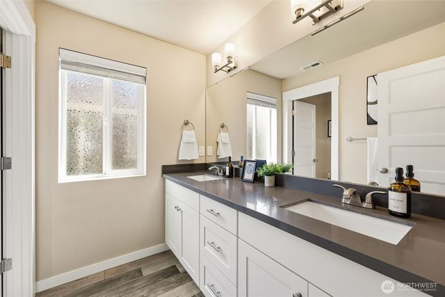 6627 S Ferdinand Street, Tacoma, WA 98409
