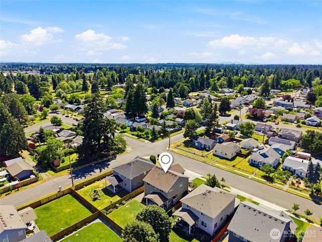 6627 S Ferdinand Street, Tacoma, WA 98409