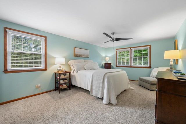 16040 Siesta LANE, Brookfield, WI 53005
