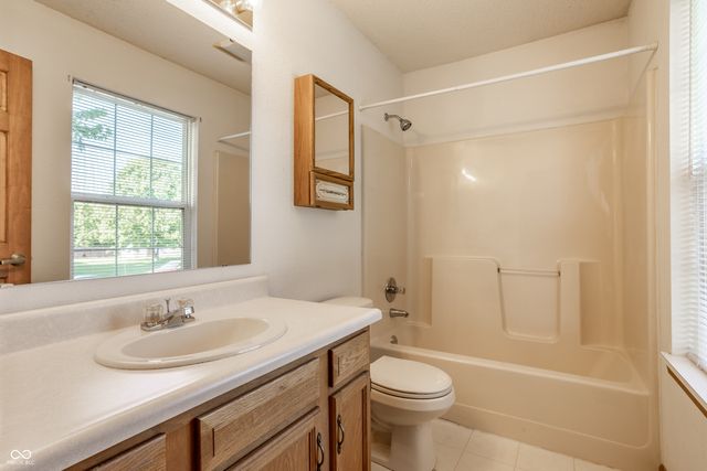 1203 Lindsey Lane, Lebanon, IN 46052