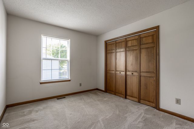 1203 Lindsey Lane, Lebanon, IN 46052