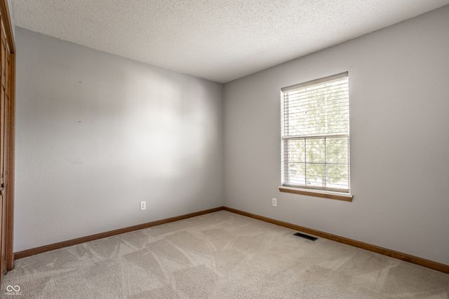 1203 Lindsey Lane, Lebanon, IN 46052