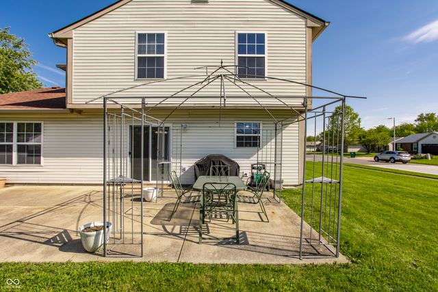1203 Lindsey Lane, Lebanon, IN 46052