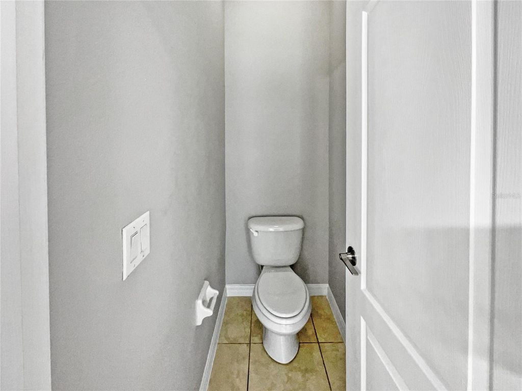 Image 24 of property listing at 10888 ECLIPSE LILY WAY S, Orlando, FL 32832