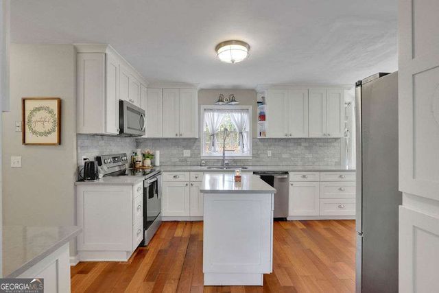 631 Cricket Hill Trail, Lawrenceville, GA 30044