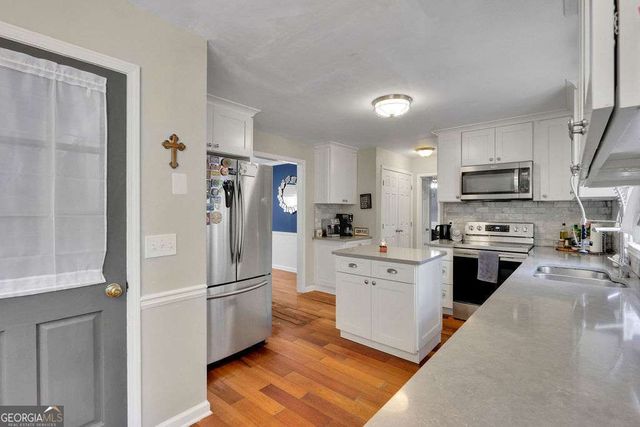 631 Cricket Hill Trail, Lawrenceville, GA 30044