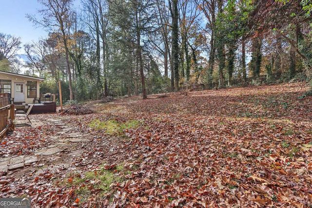 631 Cricket Hill Trail, Lawrenceville, GA 30044