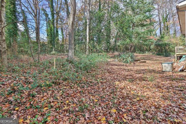 631 Cricket Hill Trail, Lawrenceville, GA 30044