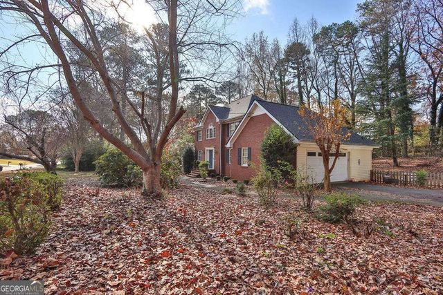 631 Cricket Hill Trail, Lawrenceville, GA 30044