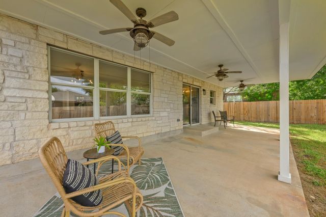 809 Tapestry CV, Pflugerville, TX 78660