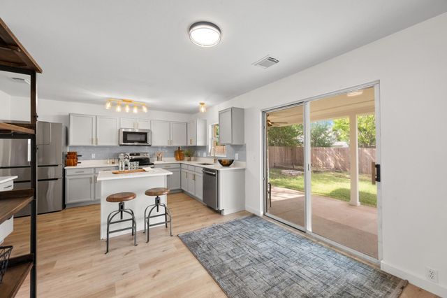 809 Tapestry CV, Pflugerville, TX 78660
