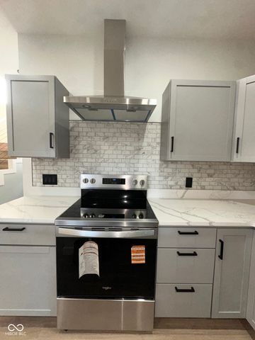 1523 Harlan Street, Indianapolis, IN 46203