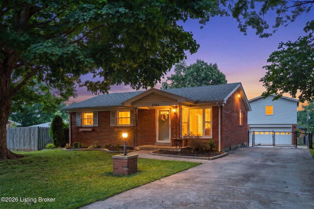6103 Whispering Hills Blvd, Louisville, KY 40219