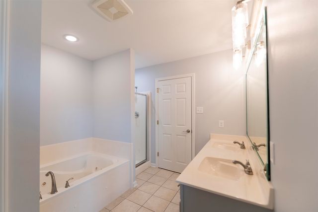 360 Sugar Plum Street, Houma, LA 70364