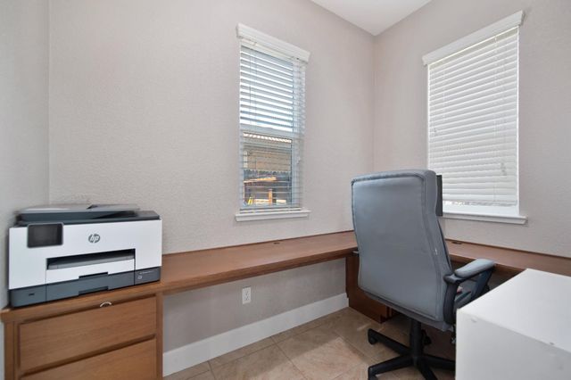 1431 Skibbereen Way, Rocklin, CA 95765