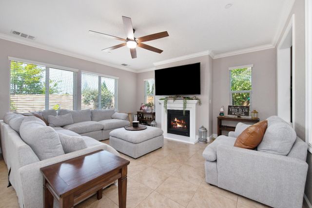 1431 Skibbereen Way, Rocklin, CA 95765