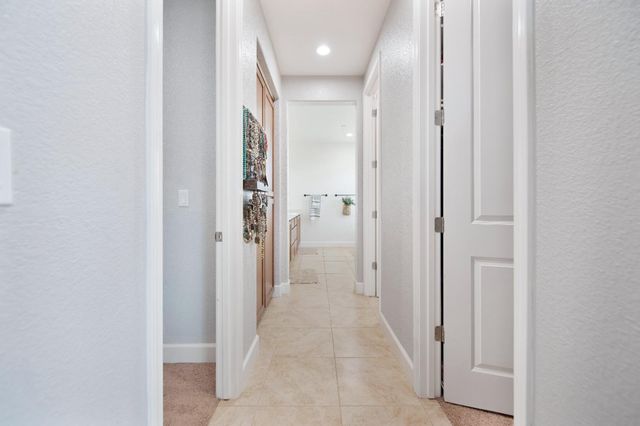 1431 Skibbereen Way, Rocklin, CA 95765