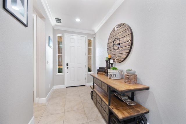 1431 Skibbereen Way, Rocklin, CA 95765
