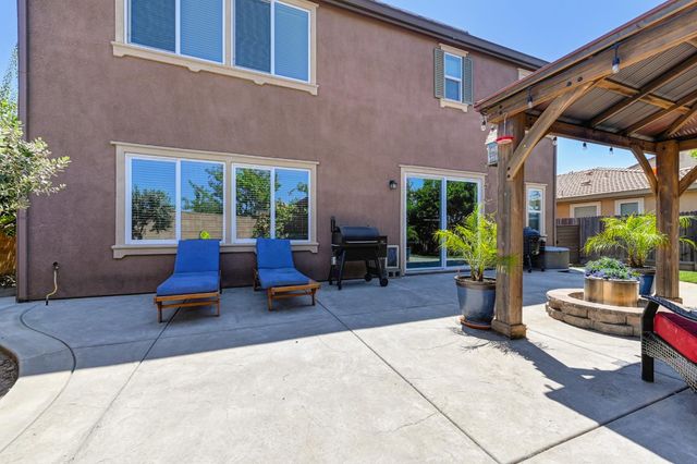 1431 Skibbereen Way, Rocklin, CA 95765