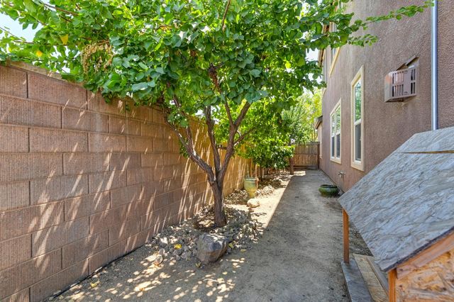 1431 Skibbereen Way, Rocklin, CA 95765