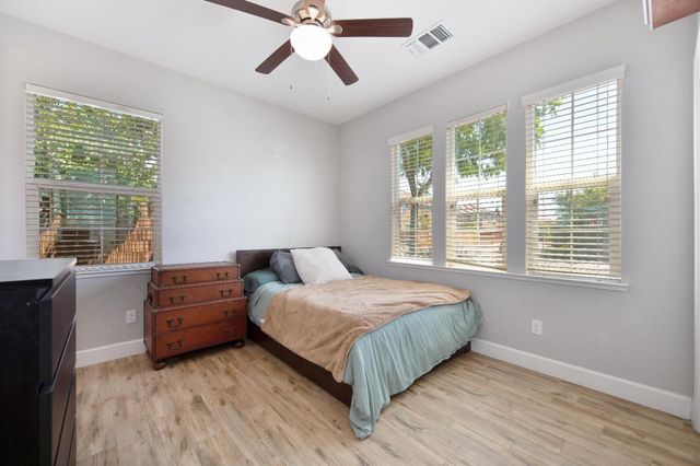 1431 Skibbereen Way, Rocklin, CA 95765