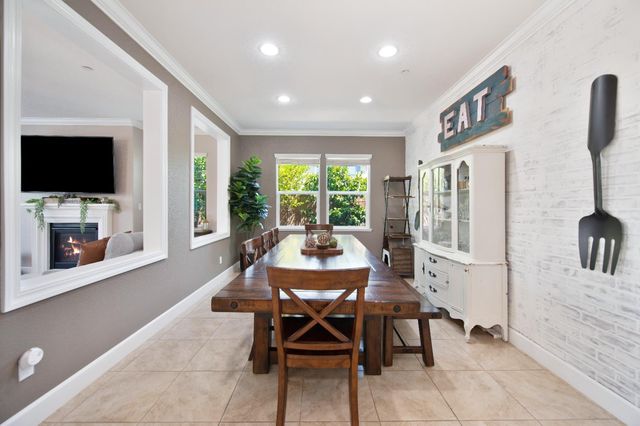 1431 Skibbereen Way, Rocklin, CA 95765