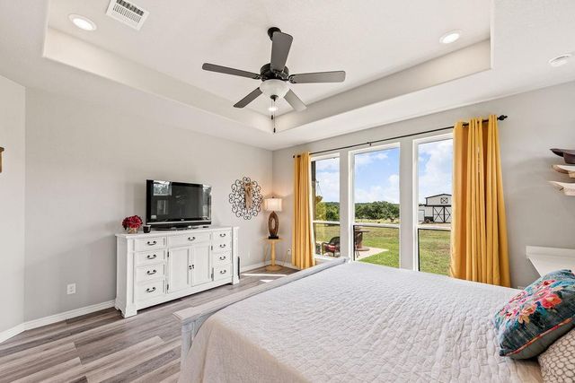 8054 Stone Mountain TRL, San Marcos, TX 78666