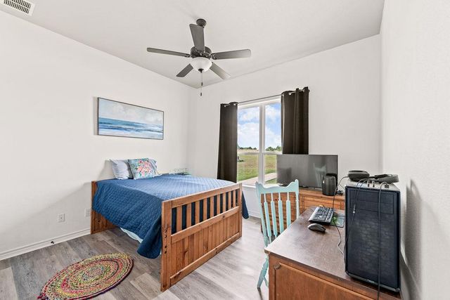 8054 Stone Mountain TRL, San Marcos, TX 78666