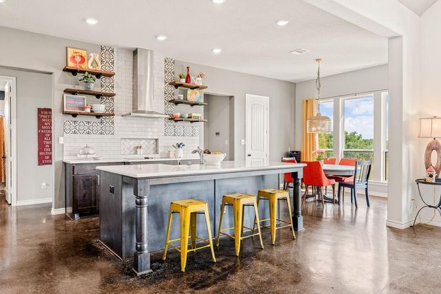8054 Stone Mountain TRL, San Marcos, TX 78666