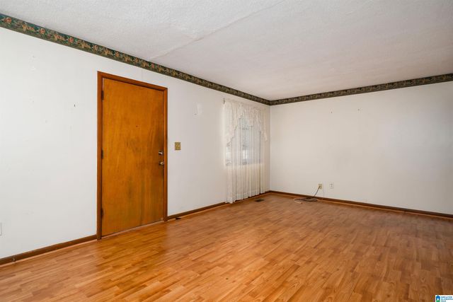 1049 SOUTHWOOD DRIVE, Birmingham, AL 35217