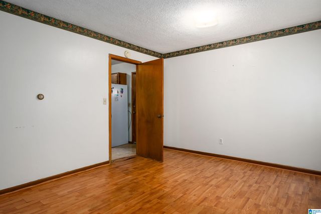 1049 SOUTHWOOD DRIVE, Birmingham, AL 35217