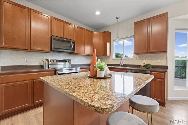 6502 Buckingham Palace Drive, Imperial, MO 63052