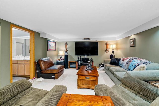 7229 W Hartford Court, West Chester, OH 45069